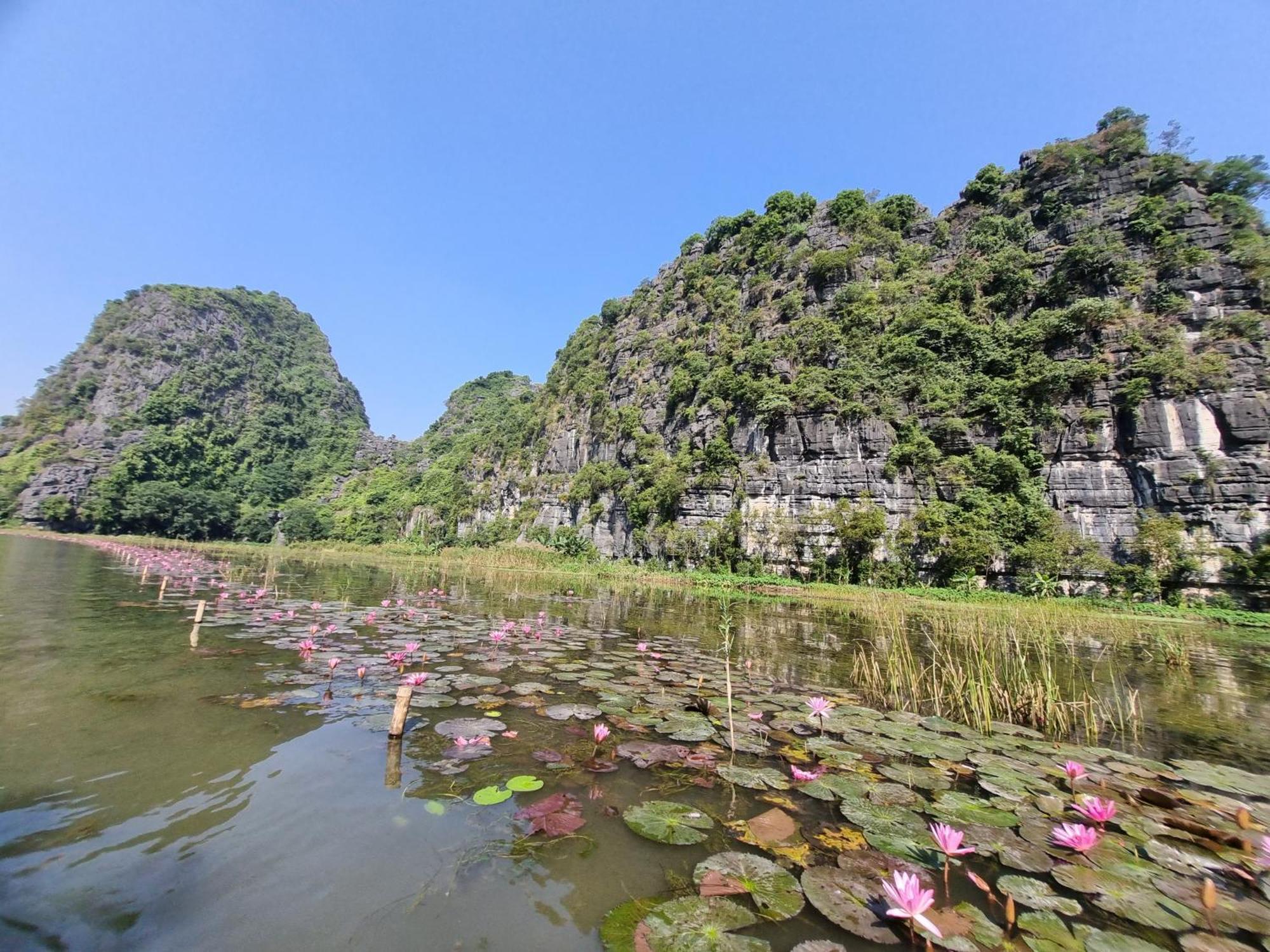 Phi Hung'S Unique Homestay Ниньбинь Экстерьер фото