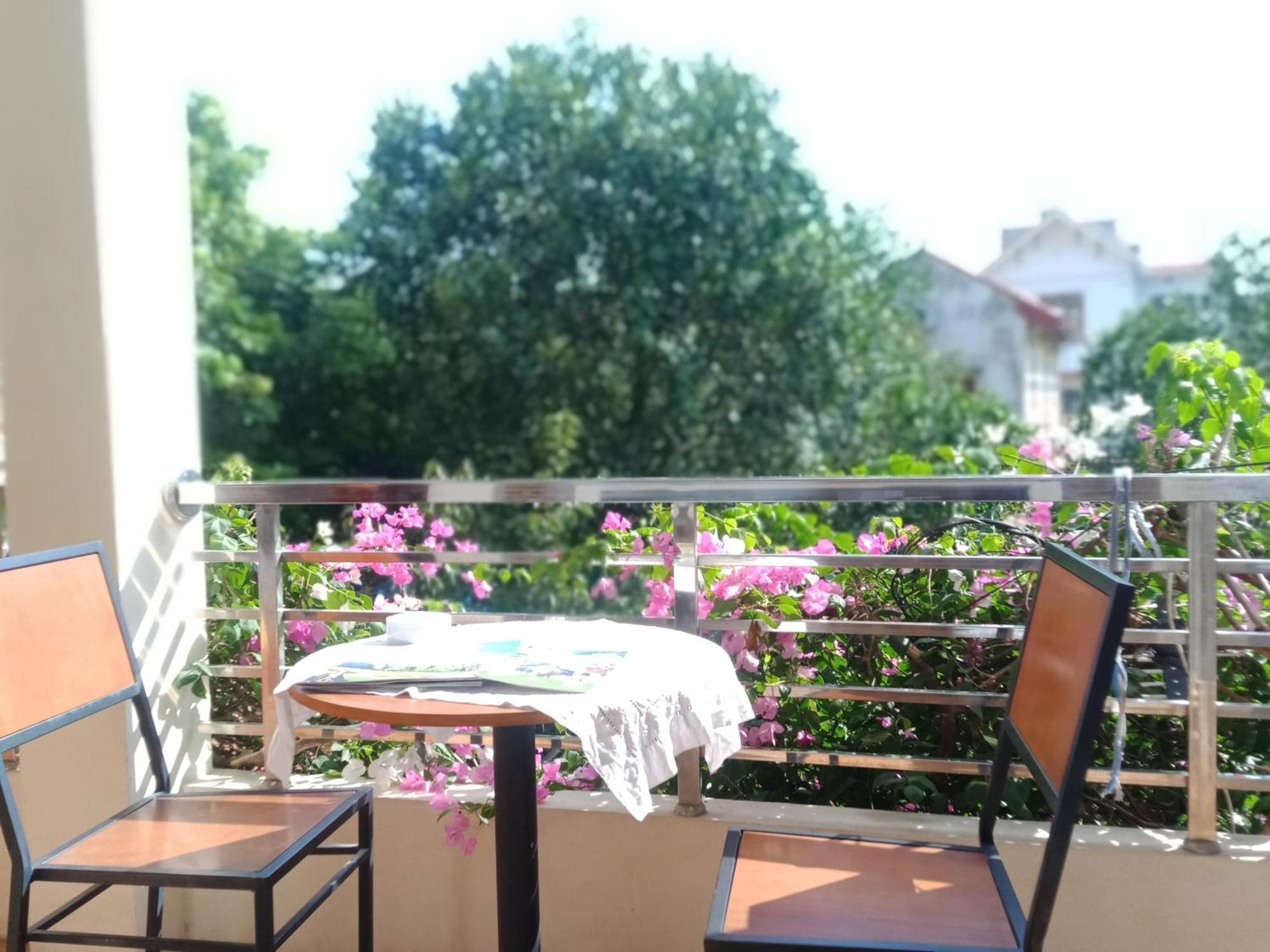 Phi Hung'S Unique Homestay Ниньбинь Экстерьер фото
