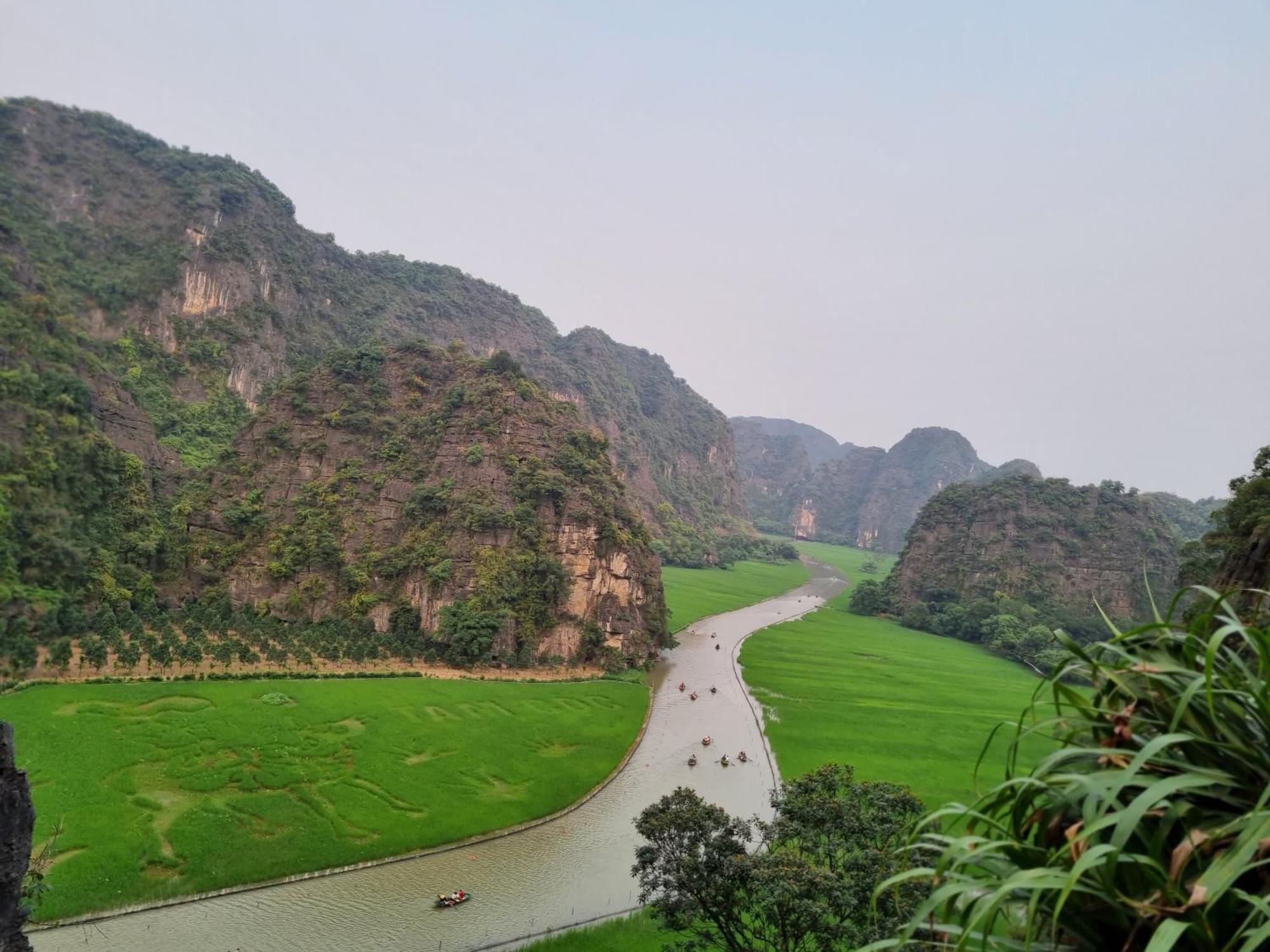 Phi Hung'S Unique Homestay Ниньбинь Экстерьер фото